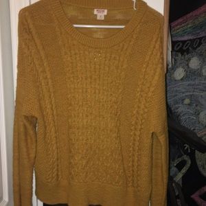 Mustard yellow sweater